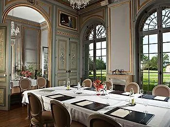 Chateau La Caniere 5* 튀레
