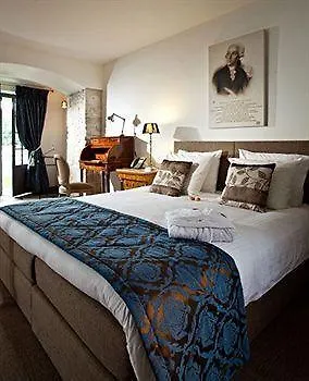 Chateau La Caniere 5* 튀레