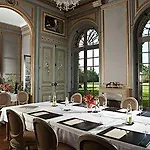 Chateau La Caniere 5* Thuret
