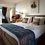 Chateau La Caniere 5* Thuret