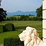 Chateau La Caniere 5* Thuret