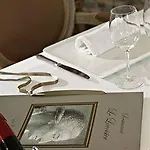 Chateau La Caniere 5*