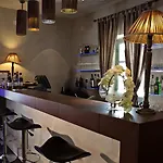 Chateau La Caniere 5* Thuret