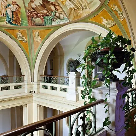 Chateau La Caniere Hotel 5*