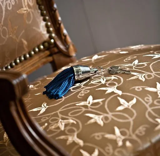 Chateau La Caniere Hotel Thuret