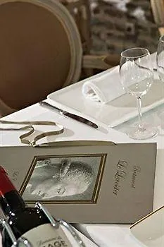 Chateau La Caniere 5*