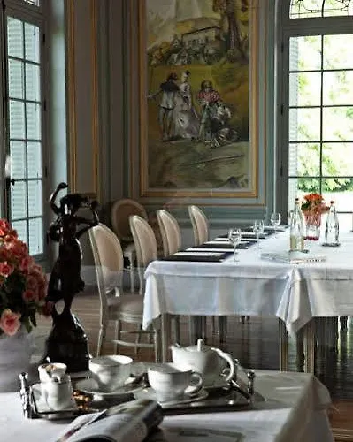 Chateau La Caniere 5*